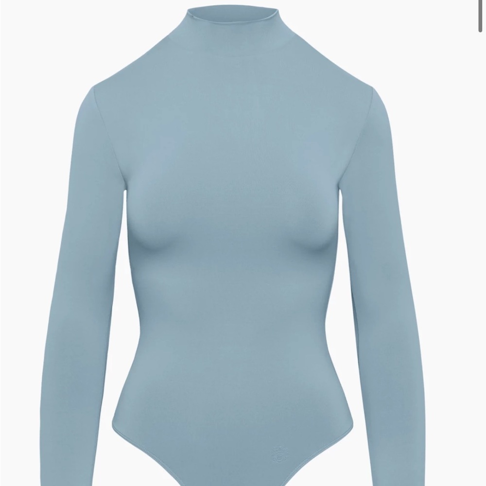 NWT Aritzia Contour Mockneck Longsleeve Bodysuit (Limited Edition - Slab Blue)